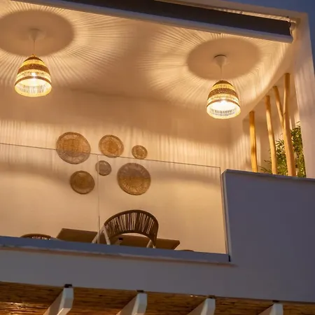 Iosif Luxury Center דירה
