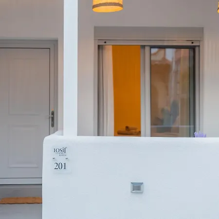 Iosif Luxury Center * Néos Marmarás